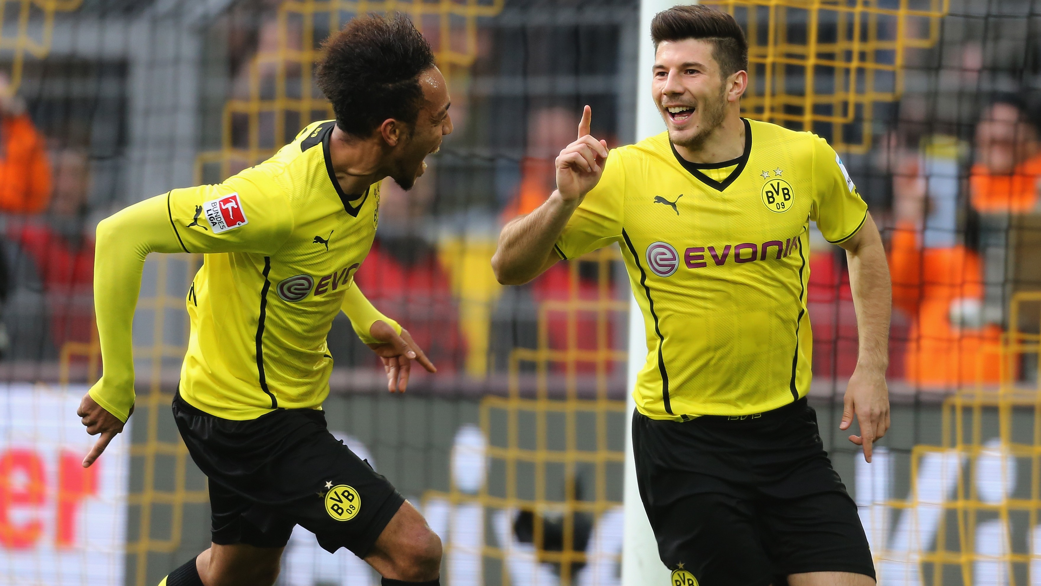 Futbal_Miloš Jojič_radosť_Dortmund